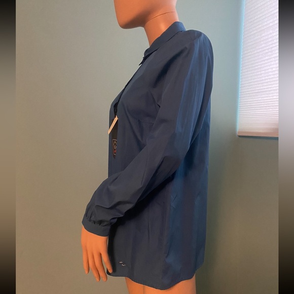 Brand New Ladies’ Dress Shirt by Paul & Shark - Picture 2 of 7